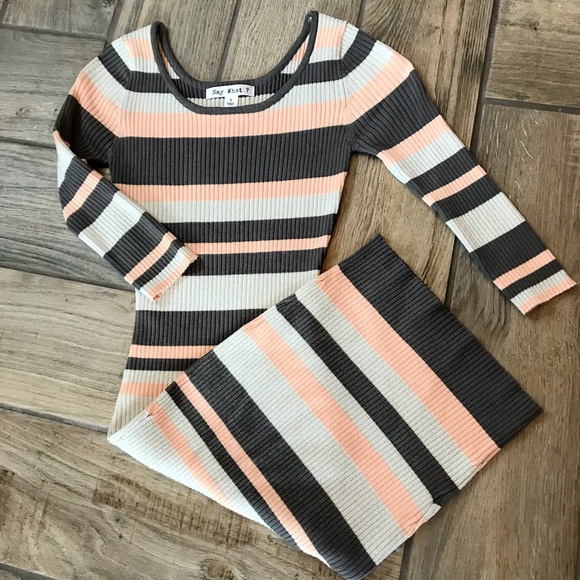 ✨Shimmer stripe sweater dress/bodycon - Picture 2 of 8